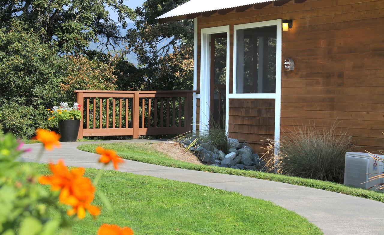 Willow Creek Coho Cottages מראה חיצוני תמונה